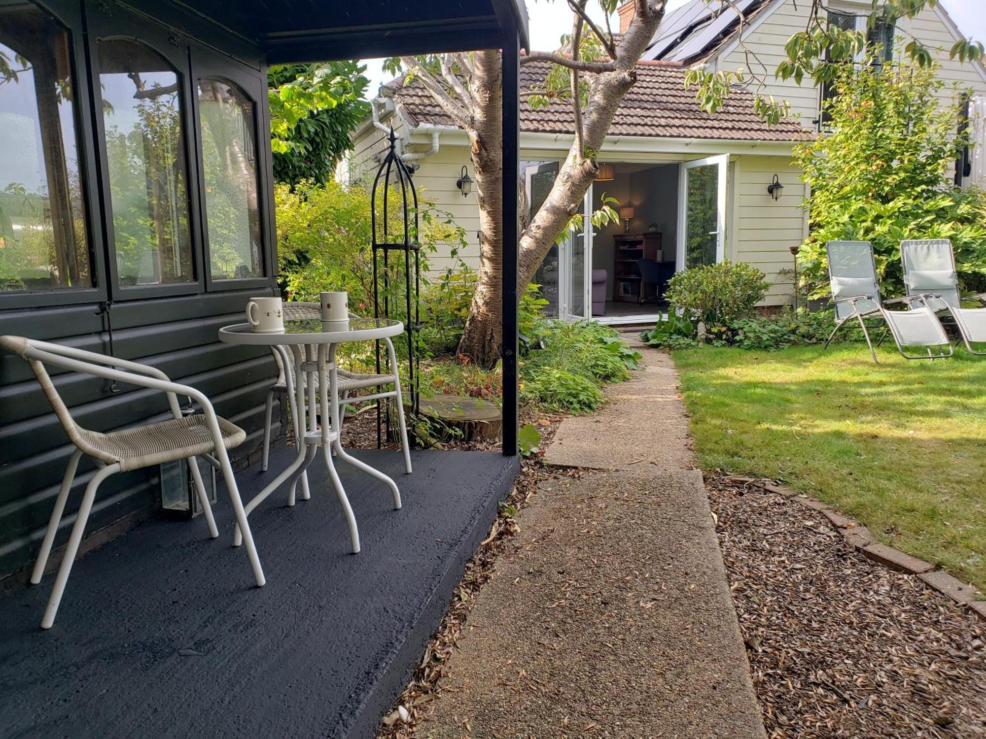 Luxury Self Catering With Cosy Cabin & Sauna In 科尔切斯特 外观 照片